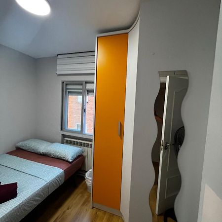 Bed Vallecas Hotel Madrid Luaran gambar