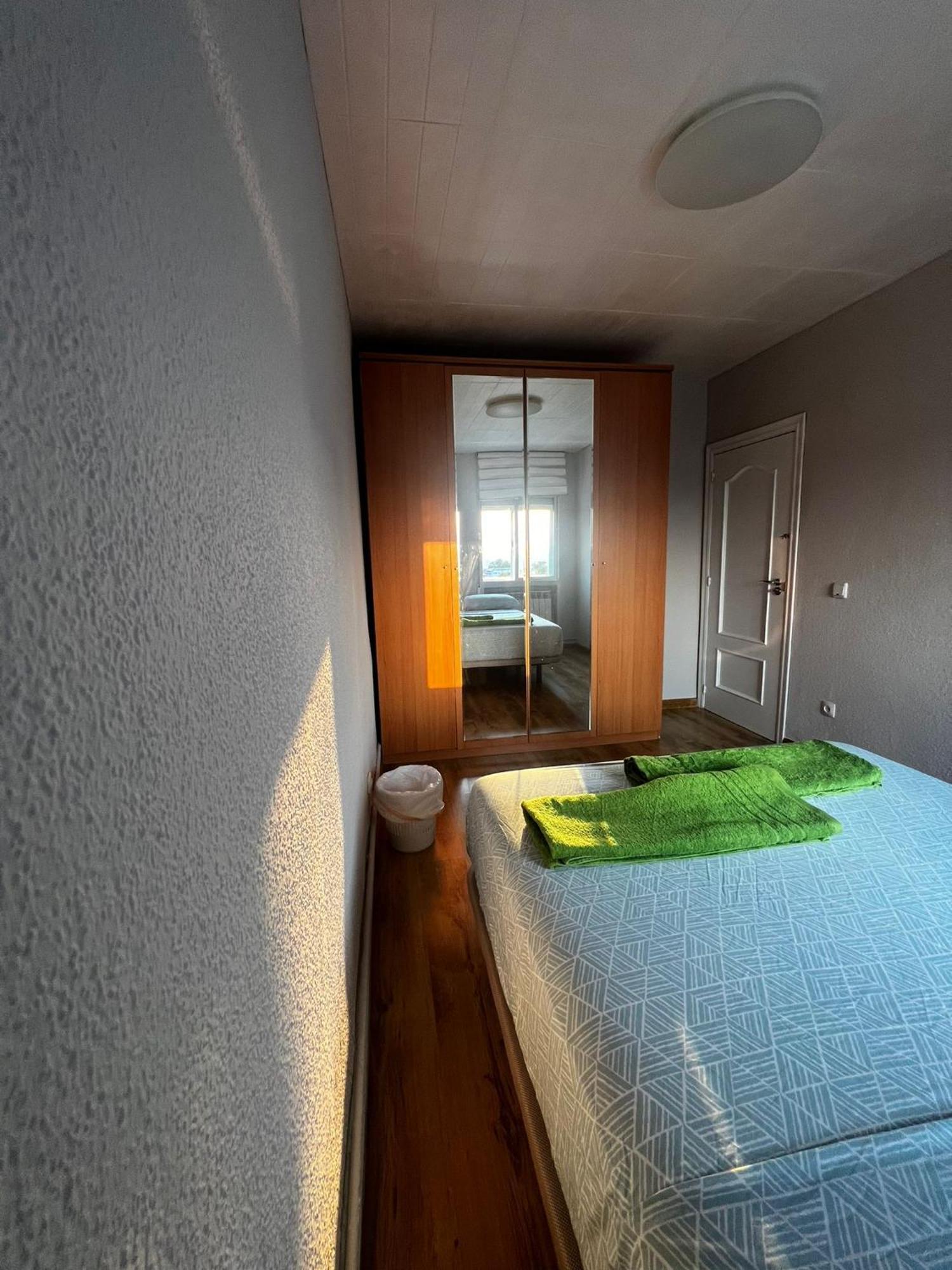 Bed Vallecas Hotel Madrid Luaran gambar