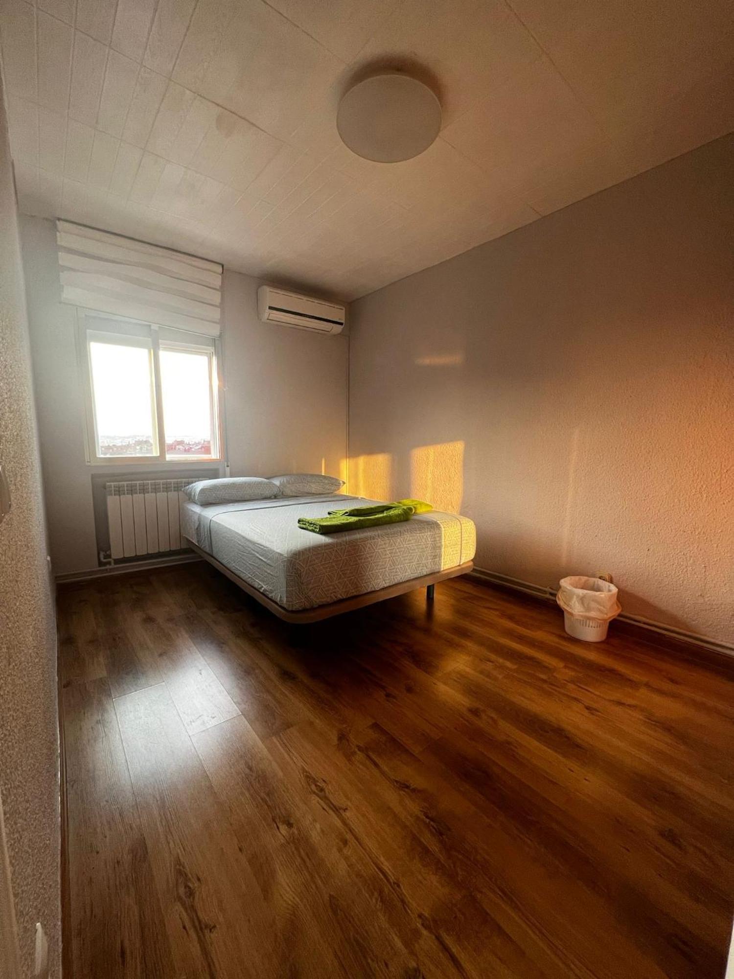 Bed Vallecas Hotel Madrid Luaran gambar