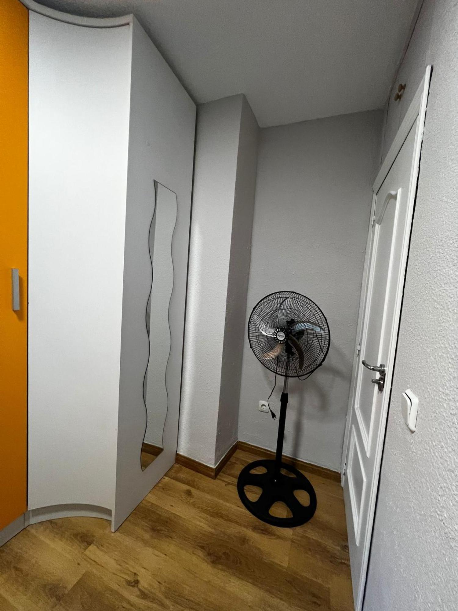 Bed Vallecas Hotel Madrid Luaran gambar